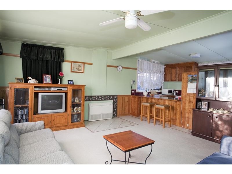 2 Oak Street, Huonville TAS 7109