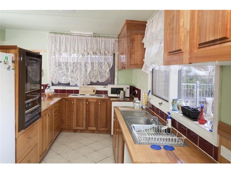 2 Oak Street, Huonville TAS 7109