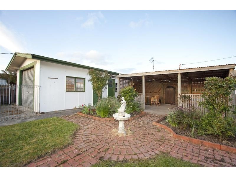 2 Oak Street, Huonville TAS 7109