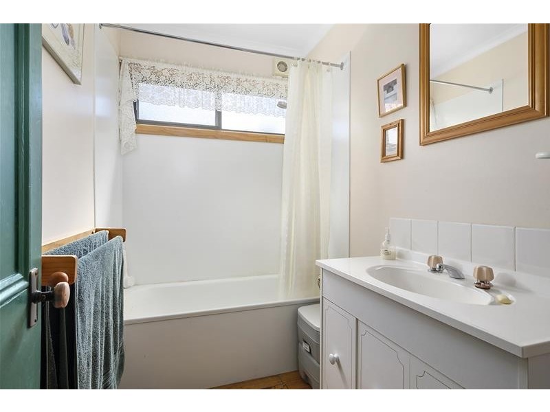 32 Lovering Avenue, Verona Sands TAS 7112