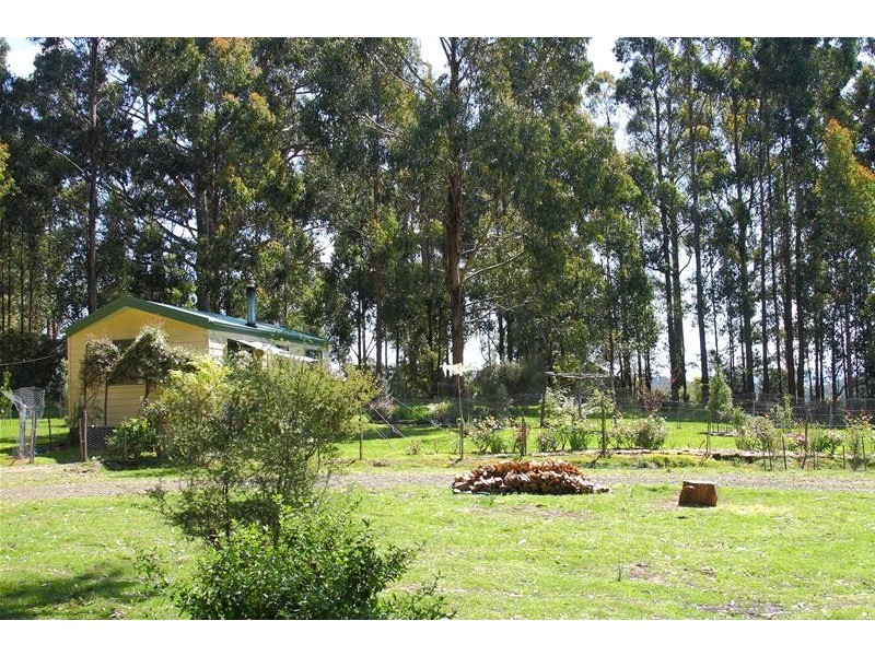 264 Police Point Road, Police Point TAS 7116