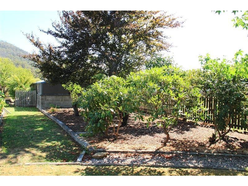 35 Wilmot Road, Huonville TAS 7109