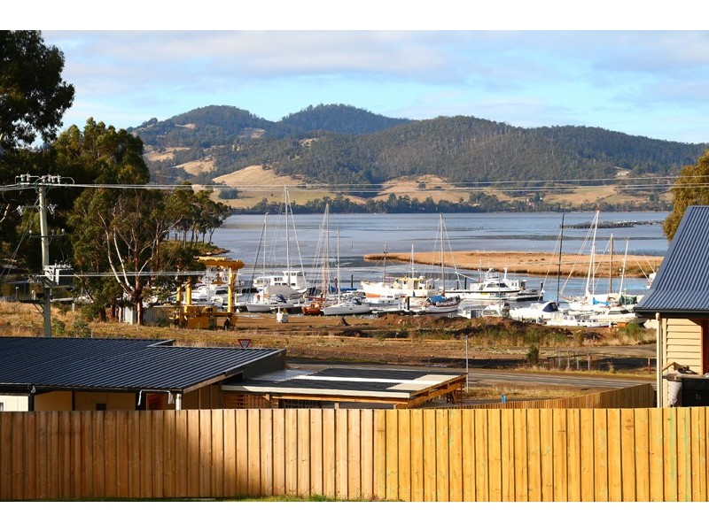 10 Crooke Street, Port Huon TAS 7116