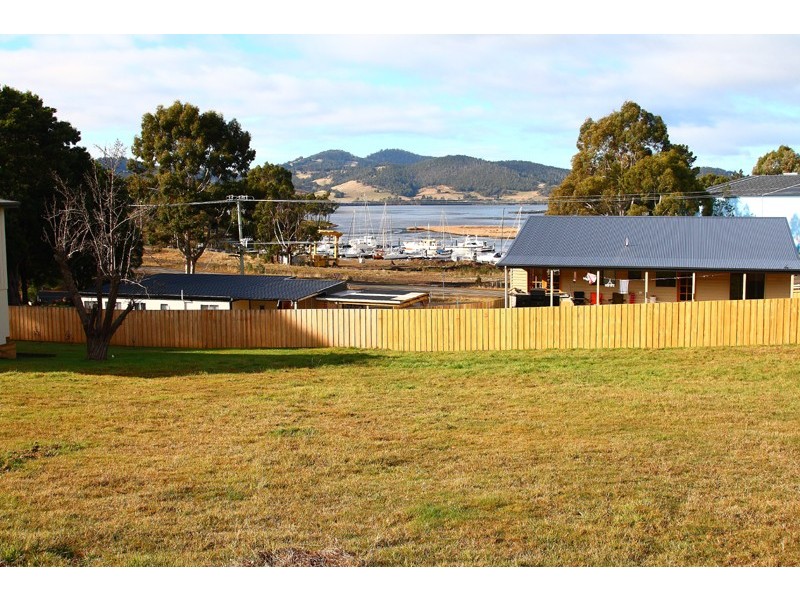 10 Crooke Street, Port Huon TAS 7116