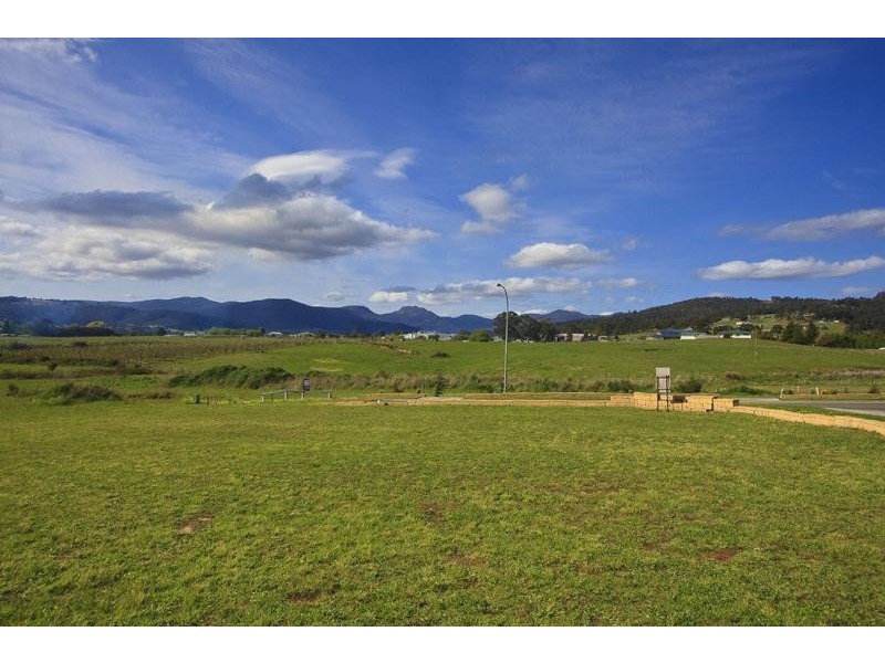 2 Plum Tree Close, Huonville TAS 7109