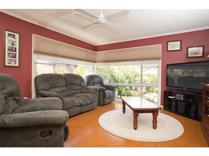 71 Sale Street, Huonville TAS 7109