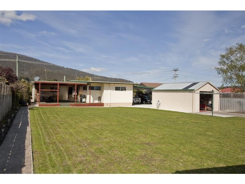 71 Sale Street, Huonville TAS 7109