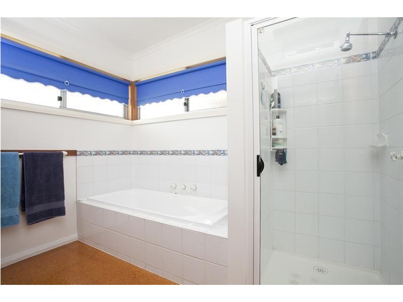 71 Sale Street, Huonville TAS 7109