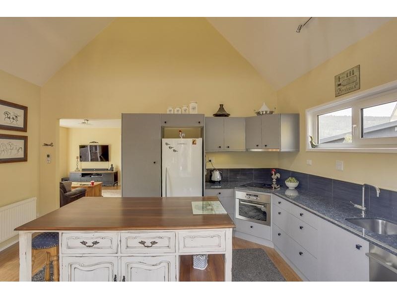 19 Scenic Hill Road, Huonville TAS 7109