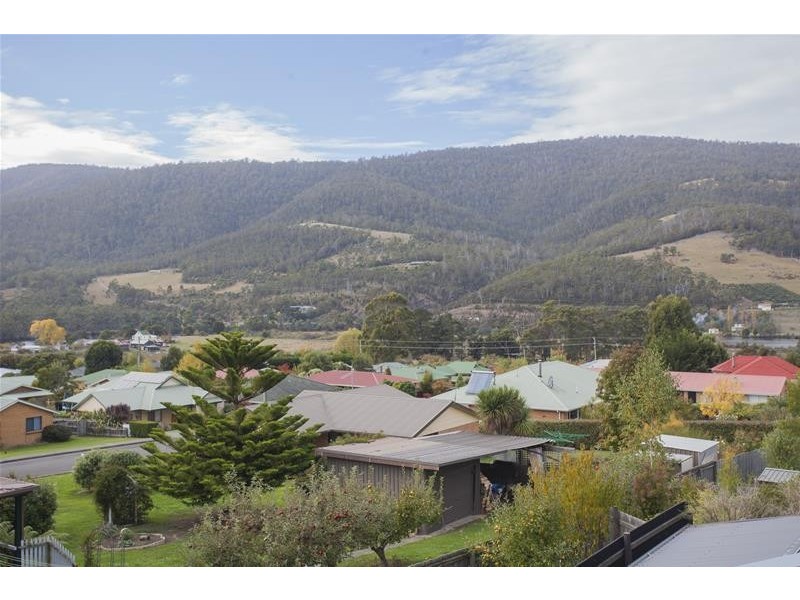 19 Scenic Hill Road, Huonville TAS 7109
