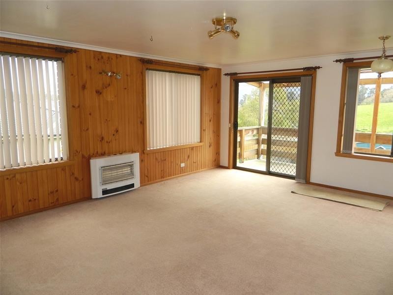 33 Knights Road, Huonville TAS 7109