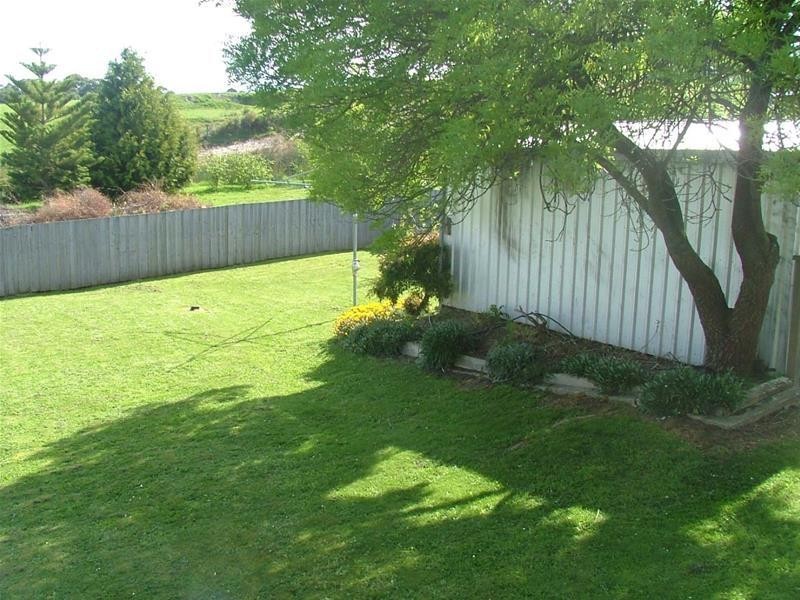 33 Knights Road, Huonville TAS 7109