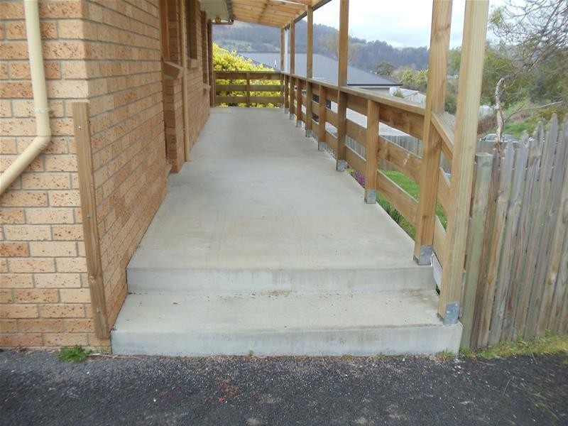 33 Knights Road, Huonville TAS 7109