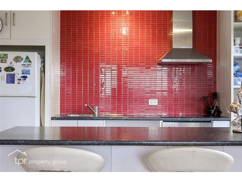 34 Tingira Road, Blackmans Bay TAS 7052