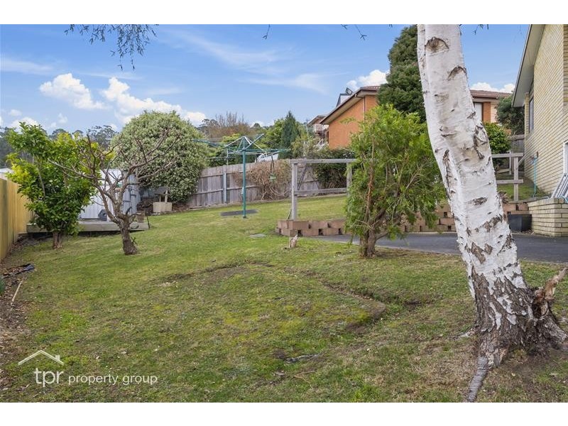 34 Tingira Road, Blackmans Bay TAS 7052