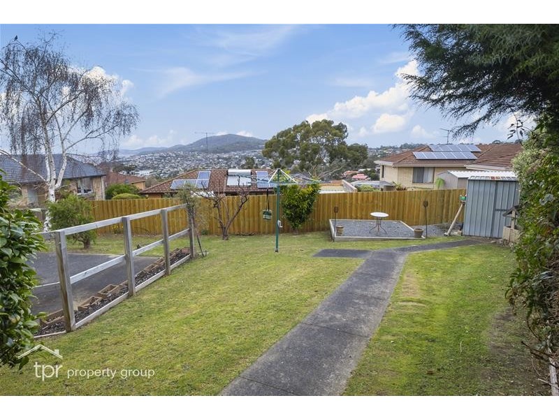 34 Tingira Road, Blackmans Bay TAS 7052