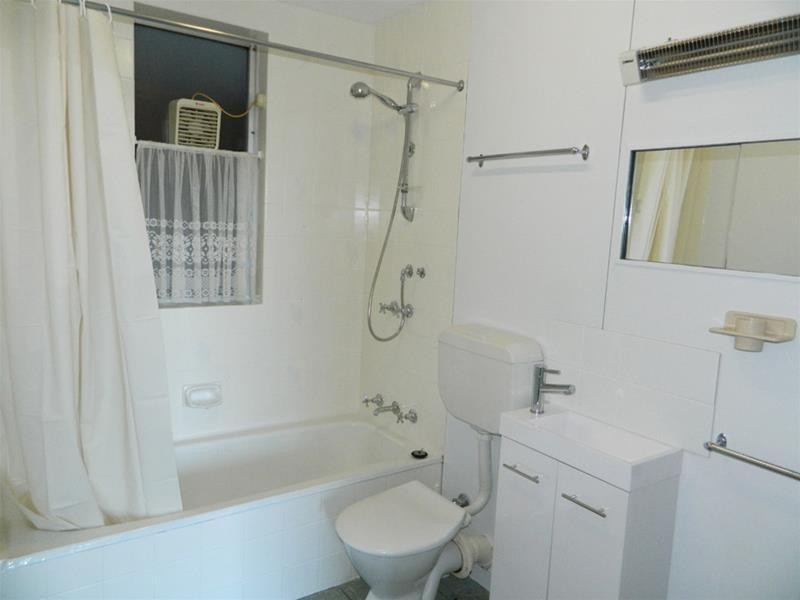 2/11 Byron Street, Sandy Bay TAS 7005