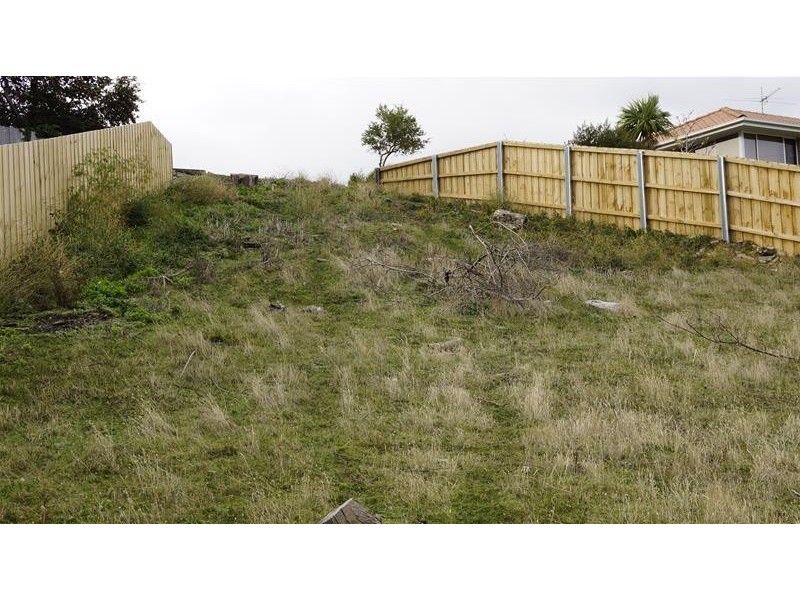 13 Judith Drive, Lenah Valley TAS 7008