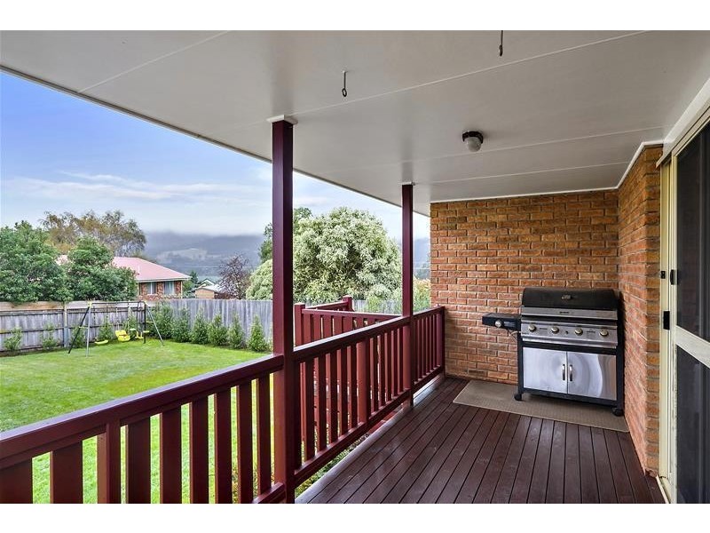 11 Wellington Street, Huonville TAS 7109