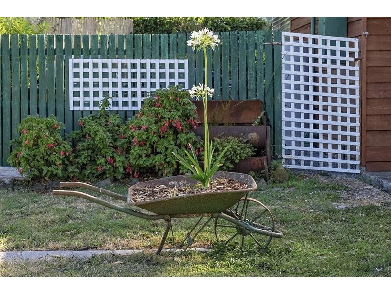 6 Sandrock Loop, Abels Bay TAS 7112