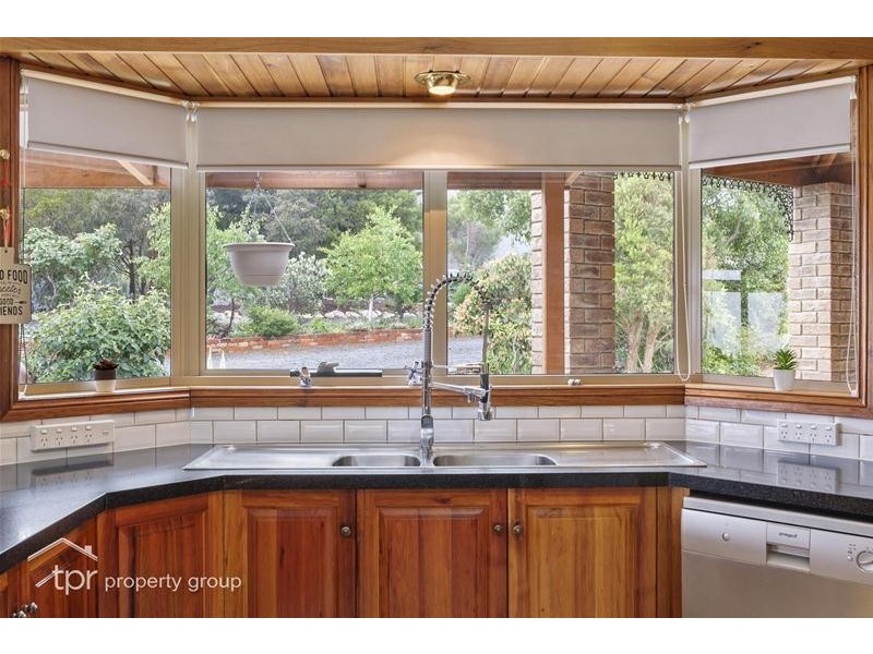 14 Packers Road, Huonville TAS 7109