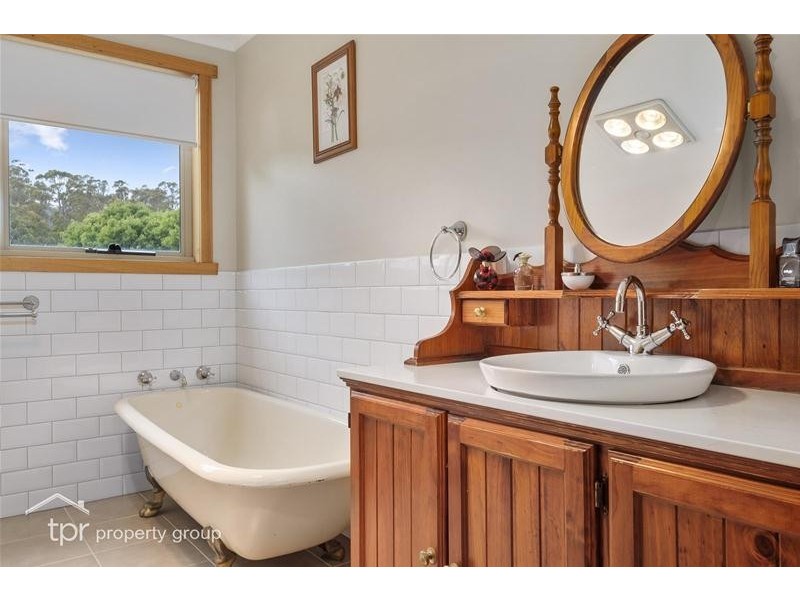 14 Packers Road, Huonville TAS 7109