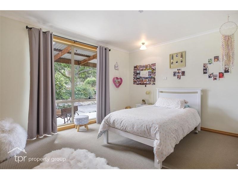 14 Packers Road, Huonville TAS 7109