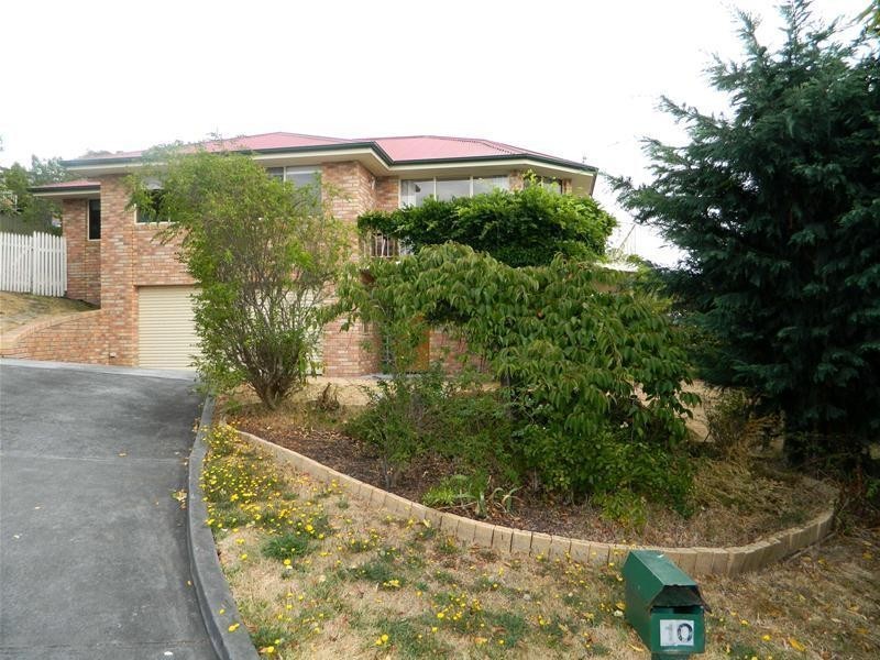 10 Seacrest Avenue, Blackmans Bay TAS 7052