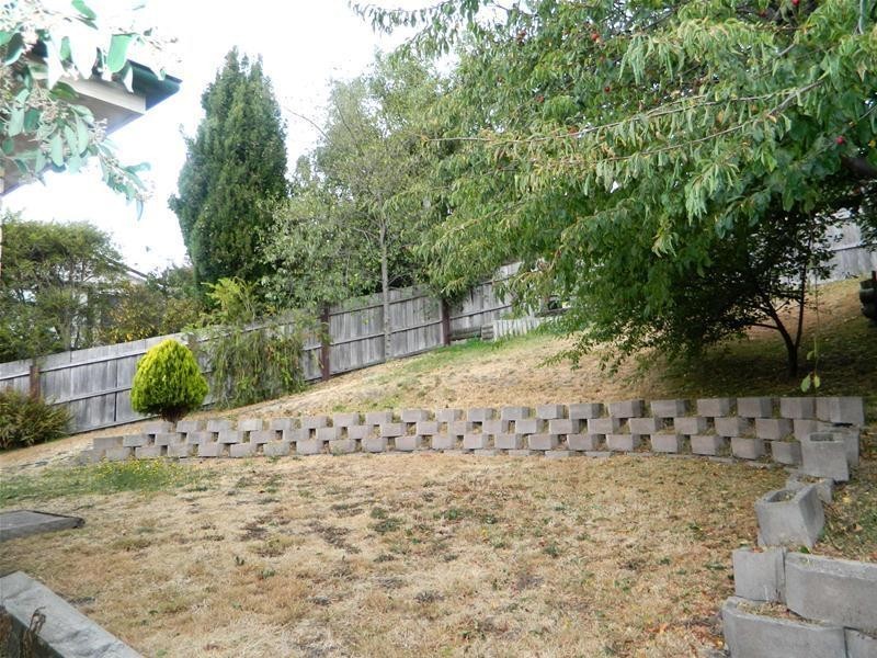 10 Seacrest Avenue, Blackmans Bay TAS 7052