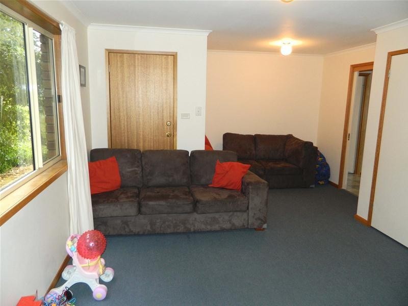 10 Seacrest Avenue, Blackmans Bay TAS 7052