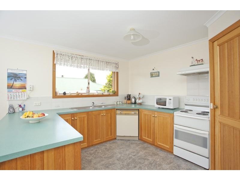 11 Wellington Street, Huonville TAS 7109