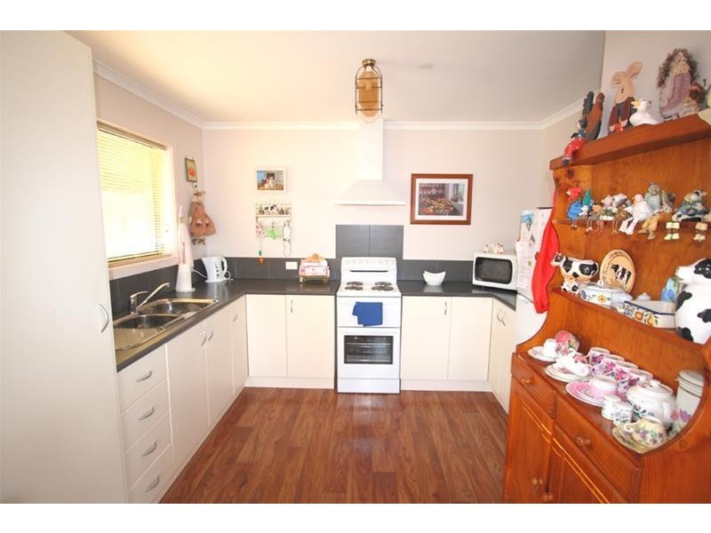 2/105 Main Street, Huonville TAS 7109