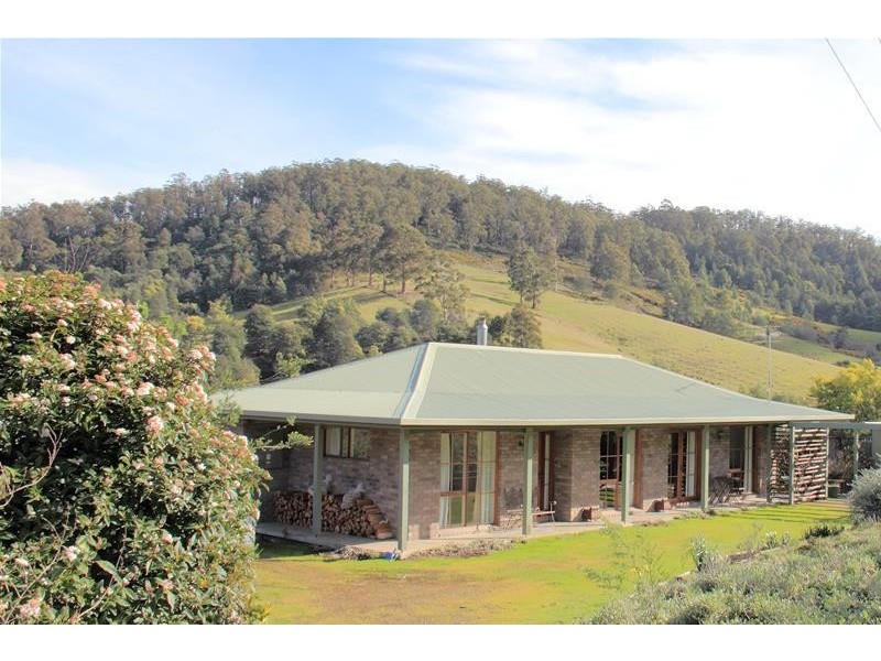 93 Sunday Hill Road, Petcheys Bay TAS 7109