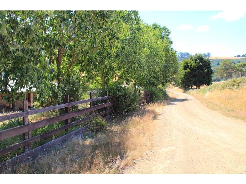 93 Sunday Hill Road, Petcheys Bay TAS 7109