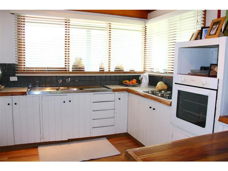 93 Sunday Hill Road, Petcheys Bay TAS 7109