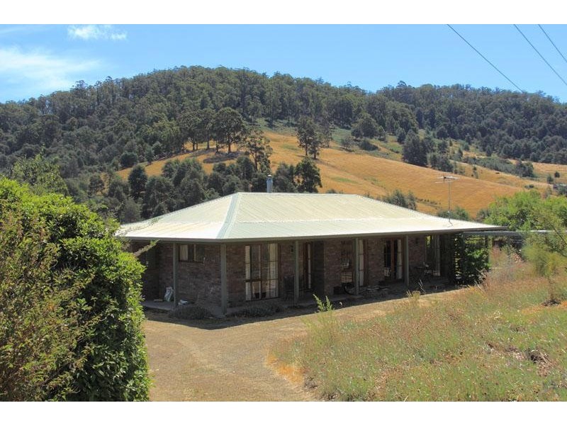 93 Sunday Hill Road, Petcheys Bay TAS 7109