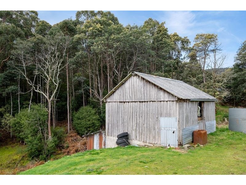 271 Cross Road, Gardners Bay TAS 7112