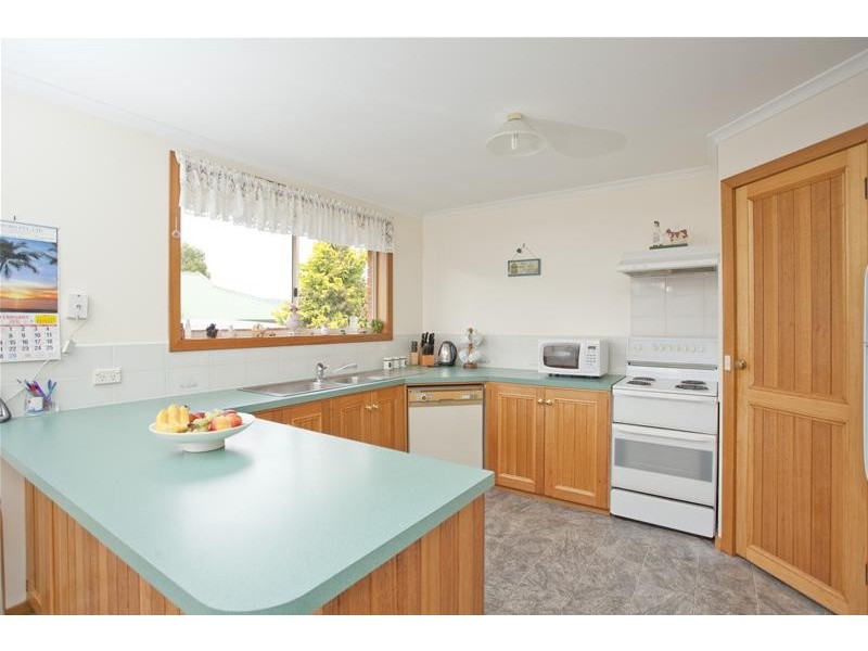 11 Wellington Street, Huonville TAS 7109