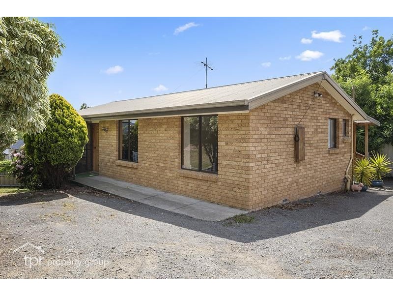 33 Knights Road, Huonville TAS 7109