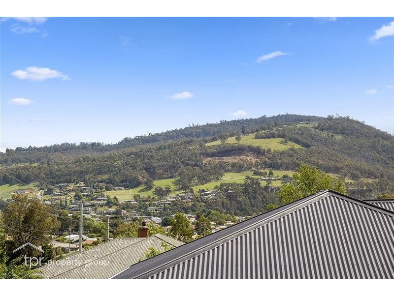 33 Knights Road, Huonville TAS 7109