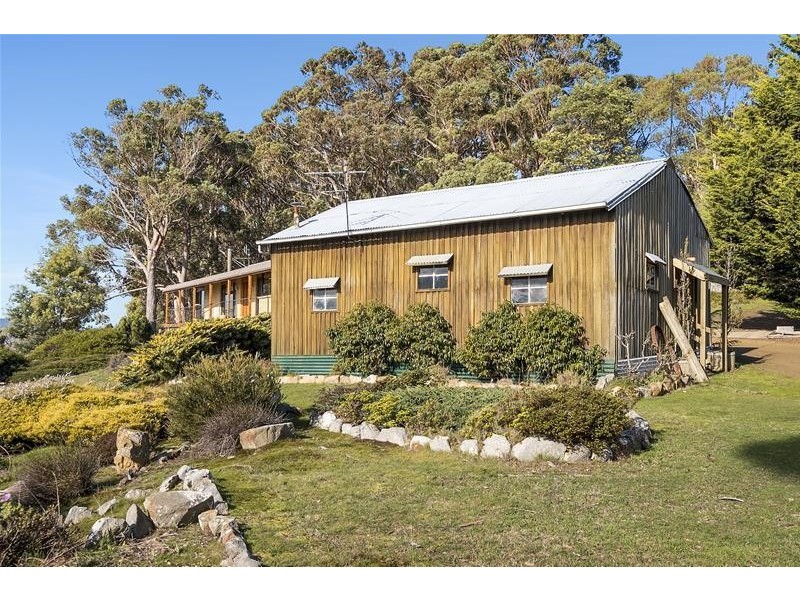 574 Police Point Road, Police Point TAS 7116