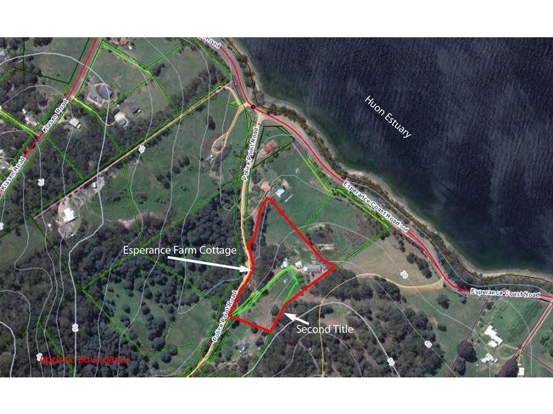 574 Police Point Road, Police Point TAS 7116