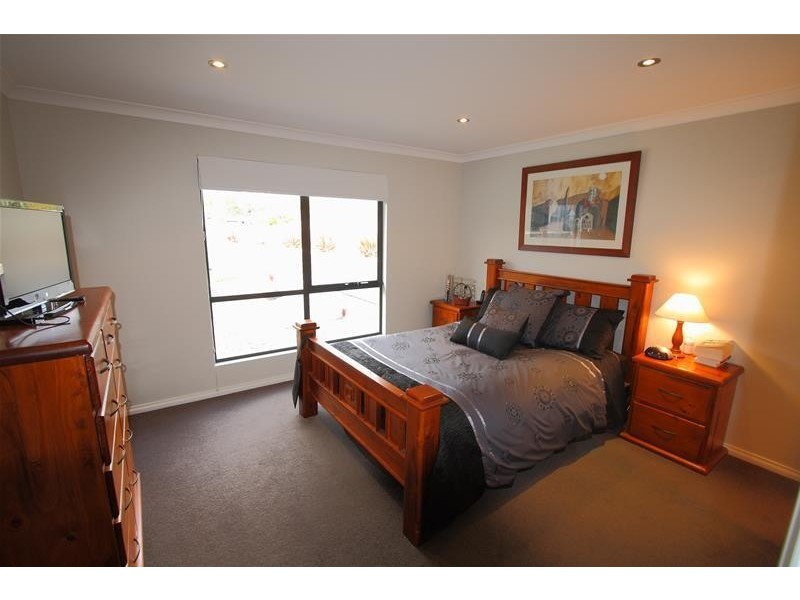 18 Burwood Street, Huonville TAS 7109