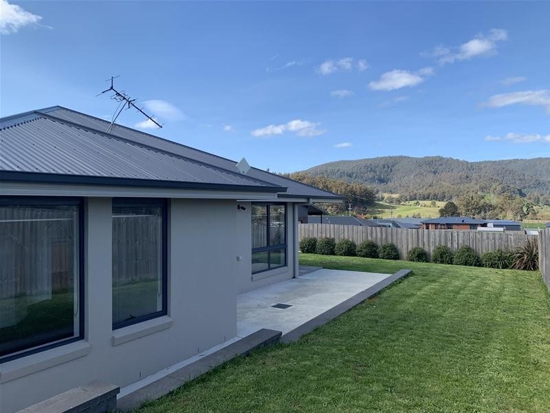 2/33 Silver Hill Road, Cygnet TAS 7112