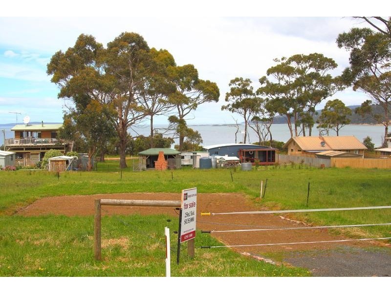 52 Dunns Drive, Surveyors Bay TAS 7116