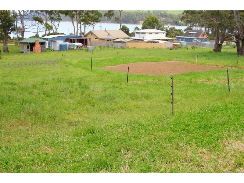 52 Dunns Drive, Surveyors Bay TAS 7116