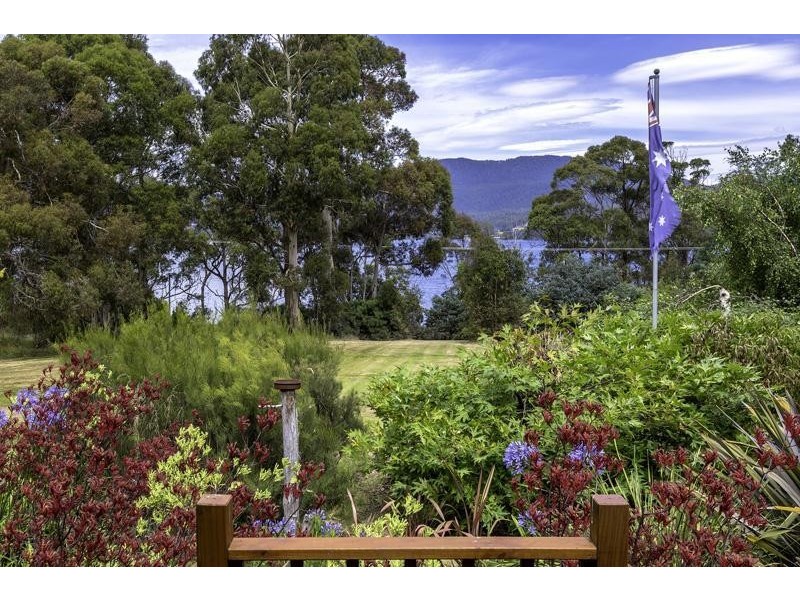 464 Cygnet Coast Road, Petcheys Bay TAS 7109