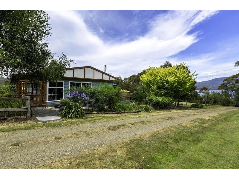 464 Cygnet Coast Road, Petcheys Bay TAS 7109