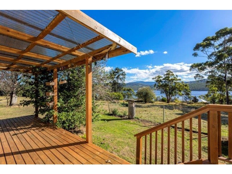 896 Cygnet Coast Road, Wattle Grove TAS 7109