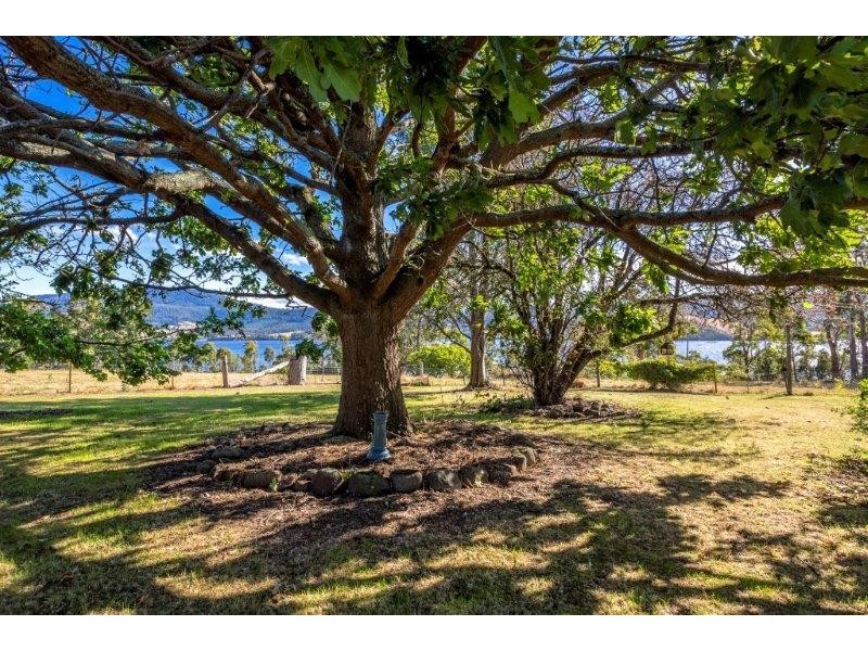 896 Cygnet Coast Road, Wattle Grove TAS 7109